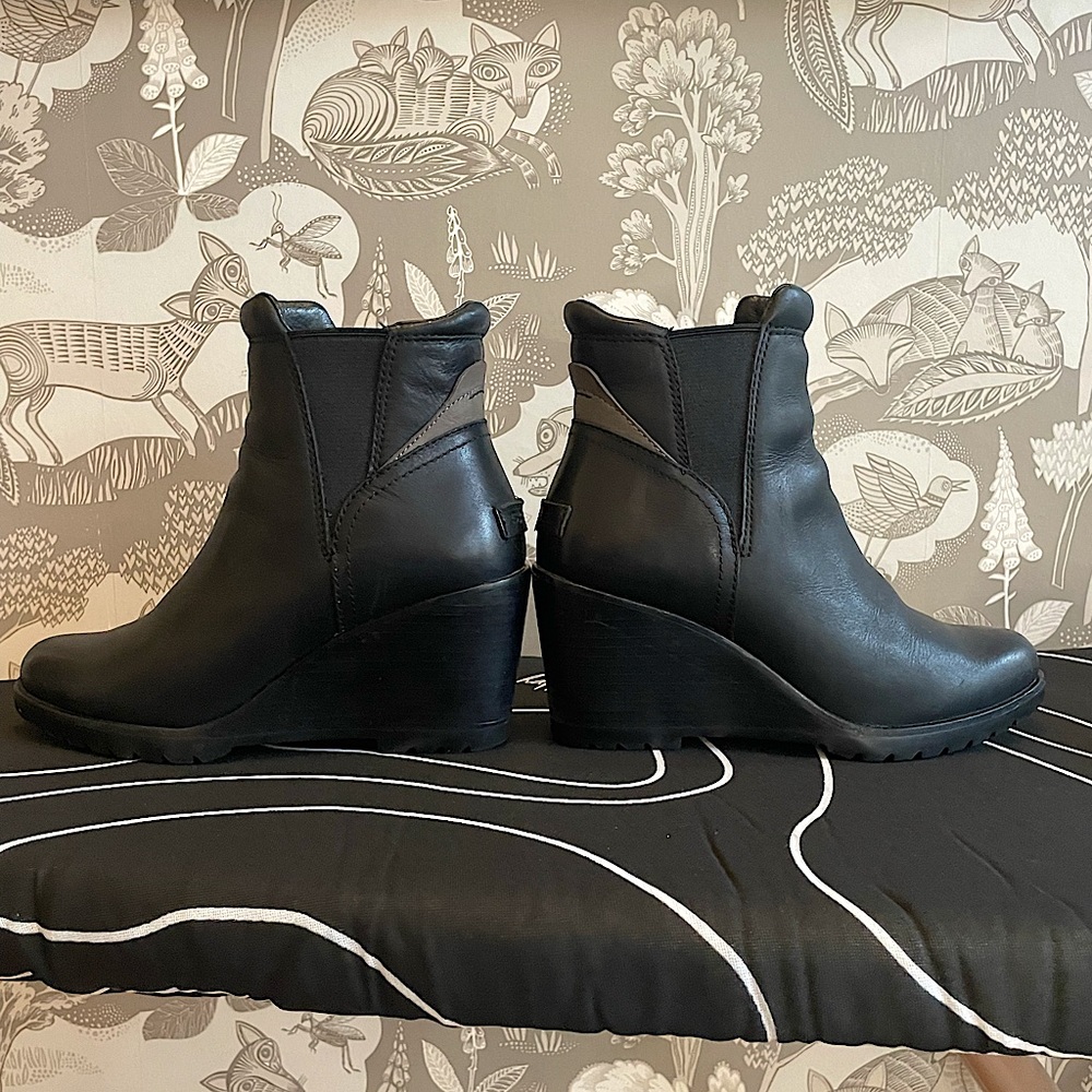 Sorel After Hours Chelsea Wedge Booties
